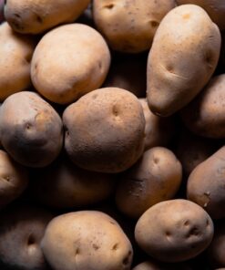 brown potatoes in close up photography